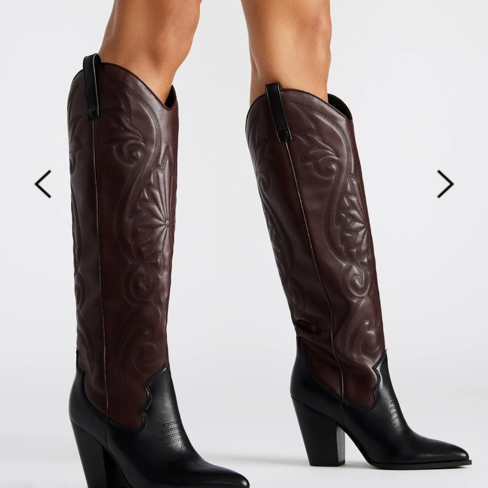 Steve Madden Black and Red Heeled Boots with Classic Design cowgirl